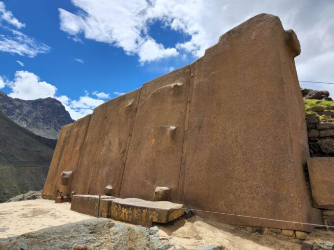Cusco: Tour to the Sacred Valley and Machu Picchu in Two Days - Ollantaytambo: Fortress Exploration