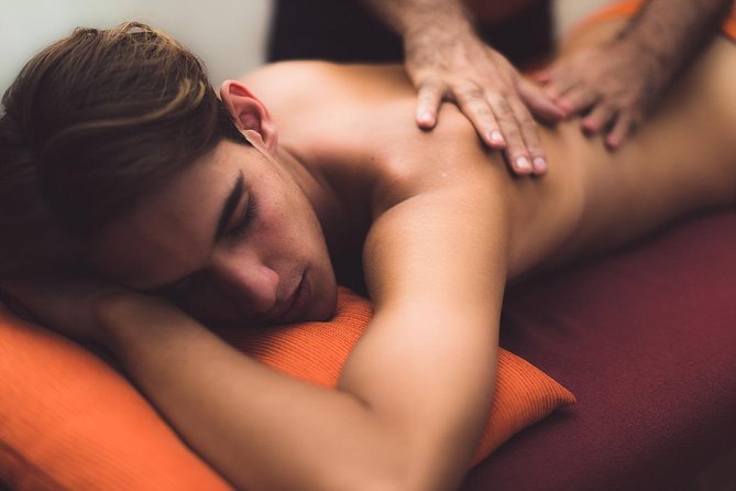 Custom Massage: 1 Hour - Included Amenities and Comforts