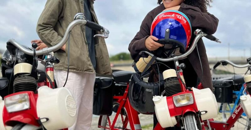 Custom Solex Tour in Paris - Booking and Payment