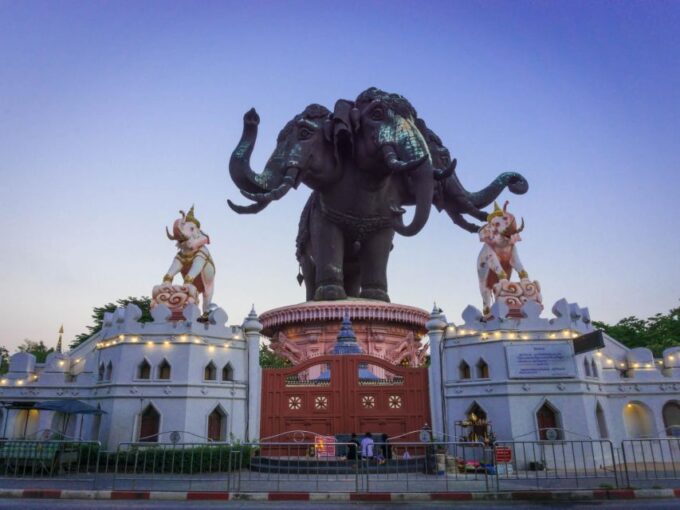 Customize Your Own Bangkok City & Surrounding Provinces Tour - Booking and Payment