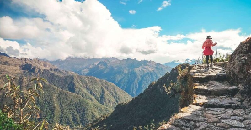 Cuzco: Inca Trail to Machu Picchu Guided Tour With Lunch - Important Information