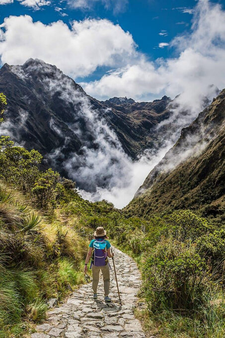 Cuzco: Inca Trail to Machu Picchu Guided Tour With Lunch - Suitability and Requirements