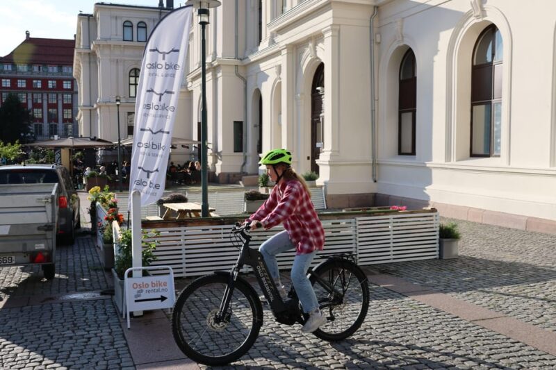 Cycle the Capital: Rent a Bike and Explore Oslo - Iconic Landmarks and Waterfronts