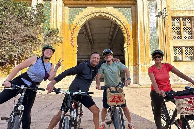 Cycling Adventure in Casablanca With Licensed Tour Guide - Visiting the Central Market