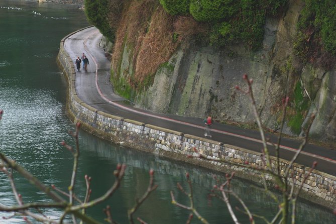 Cycling the Seawall: A Self-Guided Audio Tour Along the Stanley Park Seawall - Discovering Stanley Park