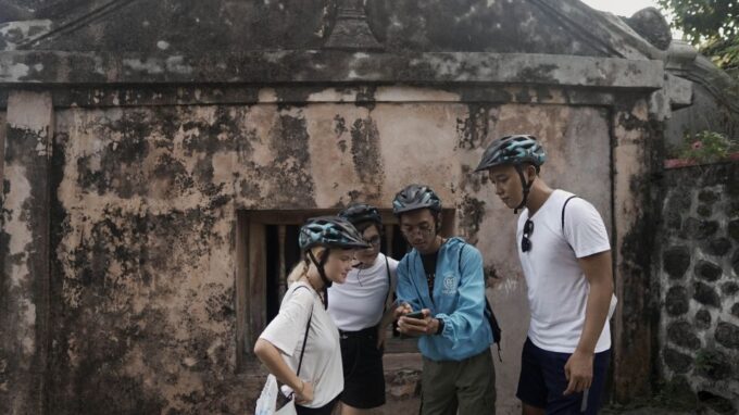 Cycling Tour: Explore The Hidden Gems of Jogja - Discovering Unique Heritage Sites