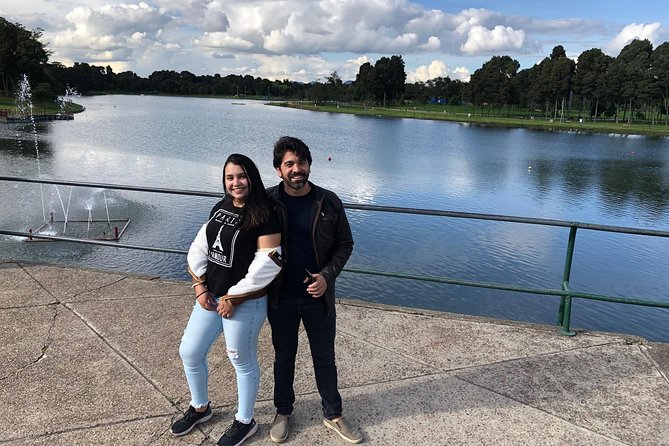 Cycling Tour in Simon Bolivar Park and Virgilio Barco Library - Architectural Gem: Virgilio Barco Library