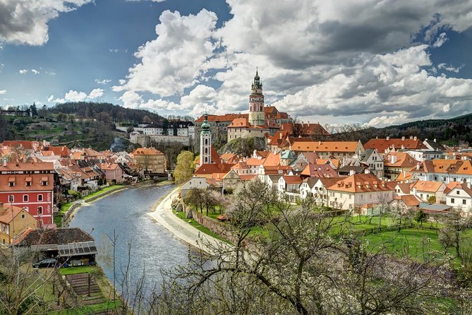 Czech Krumlov 20TH Century Tour - Photographs of the Local Synagogue