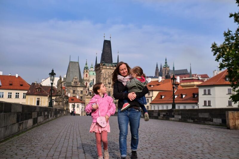Czech Krumlov Family Discoveries: A Walk Through History - Meeting Point