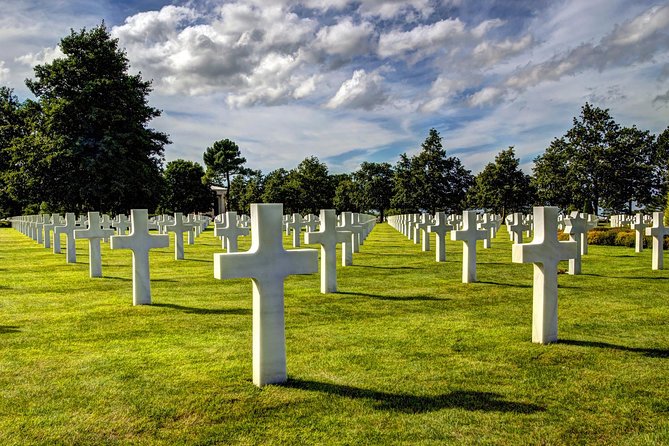 D-Day & Mont St Michel 2 Days Tour - Accommodation and Meals