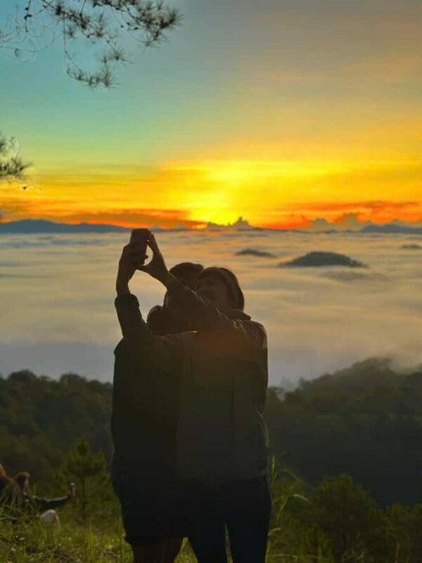 Da Lat: Cloud Hunting & Sunrise Trekking to Hon Bo Peak - What to Know Before You Go
