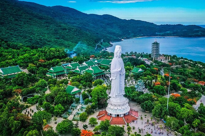 Da Nang Ba Na Hill - Golden Hand Bridge And Hoi An in 1 Day - Savoring the Dining Experience