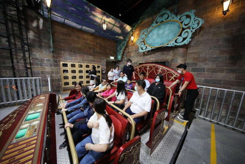 Da Nang: Ba Na Hills With Golden Bridge (Group Tour) - Pickup and Departure