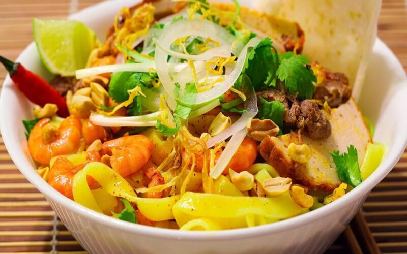 Da Nang by Night & Han River Dragon Cruise With a Local Food - Cruise and Entertainment