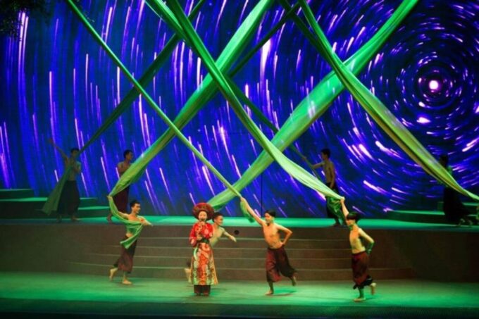 Da Nang: Charming Da Nang Show Ticket - Getting to the Venue