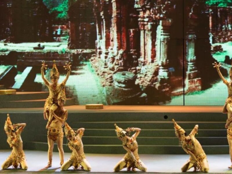 Da Nang Charming Show Vietnam - Transportation Arrangements