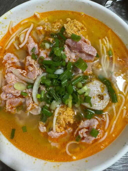 Da Nang City Adventures by Motorbike - Navigating Narrow Streets and Hidden Gems