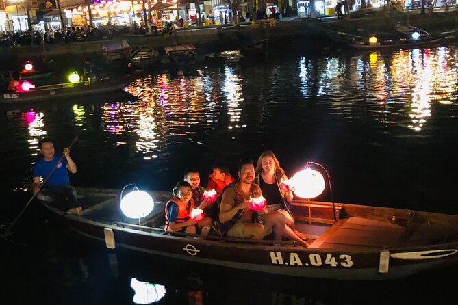 Da Nang City and Hoi an Old Town Private Tours - Discovering Hoi An Old Town