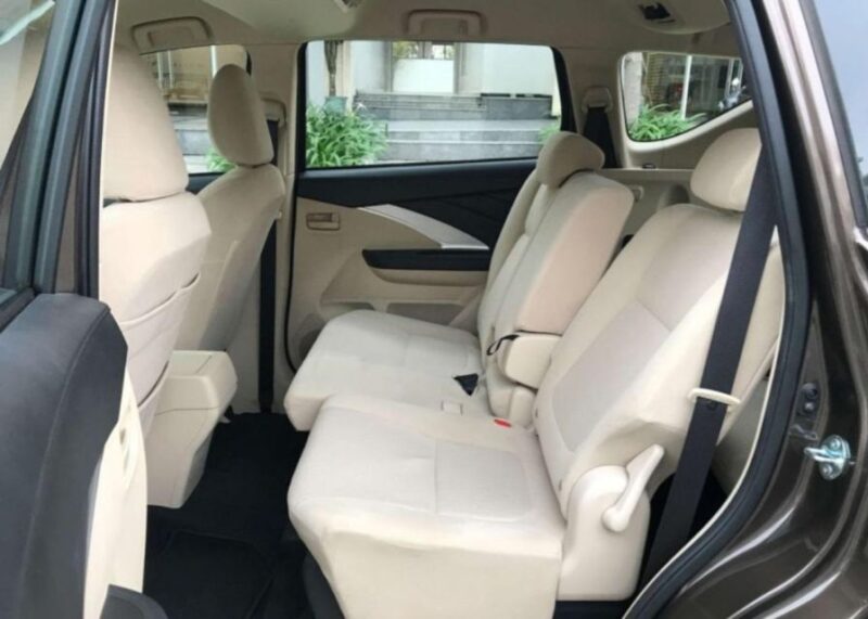 Da Nang City : Private Car Transfer to Da Nang/From Hue City - Included Features Highlighted
