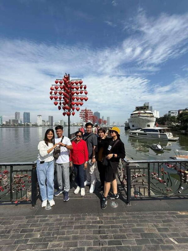 Da Nang City Sightseeing Private Tour With Female Student - Customer Reviews and Feedback