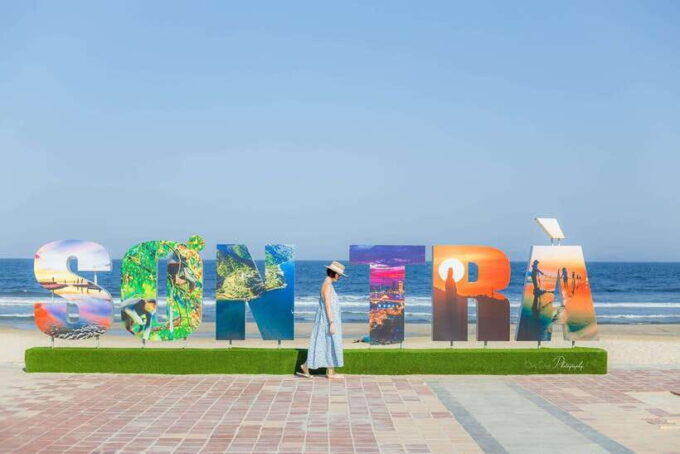 Da Nang City Sightseeing Private Tour With Female Tour Guide - Local Cuisine Delight