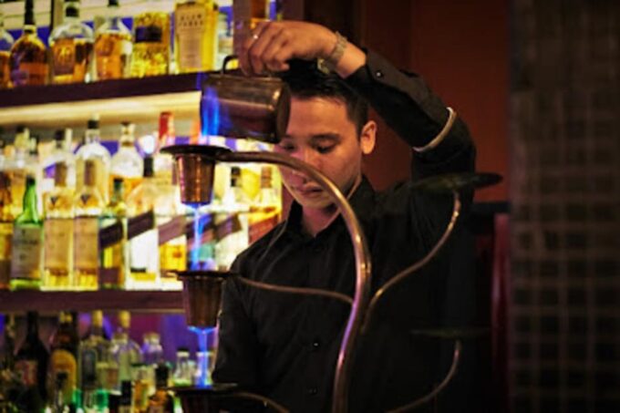 Da Nang: Cocktail Making Class & Experience - Cancellation and Payment