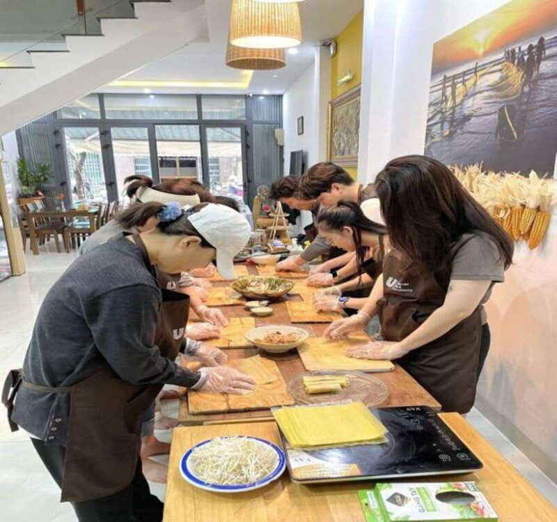 Da Nang: Cooking Pho & Vietnamese Dishes With Local Chef - Cooking Experience