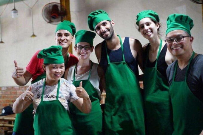 Da Nang: Cooking Pho & Vietnamese Dishes With Local Chef - Pricing and Payment Options