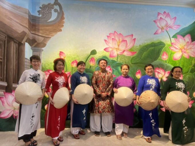 Da Nang: Experience Vietnamese Elegance With Ao Dai in Showroom - Important Policies and Information