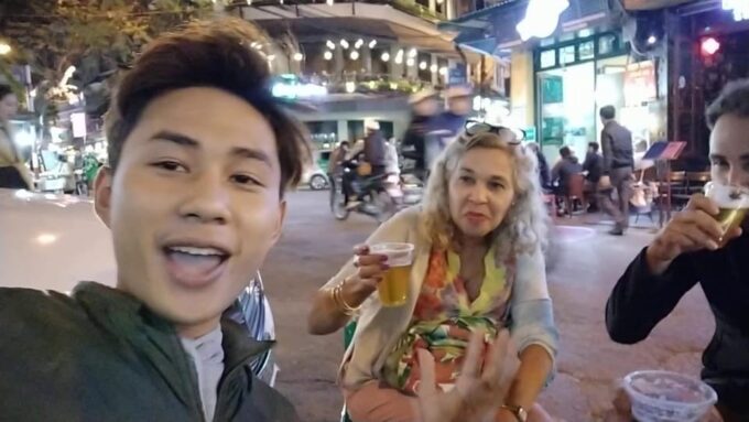 Da Nang: Explore City, Drink Local Beer and Foods Tasting - Exploring Da Nang With Local Guide