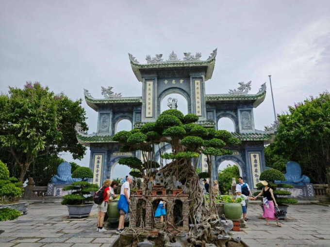 Da Nang: Golden Bridge, Lady Buddha, Marble Mountain By Car - Customer Reviews