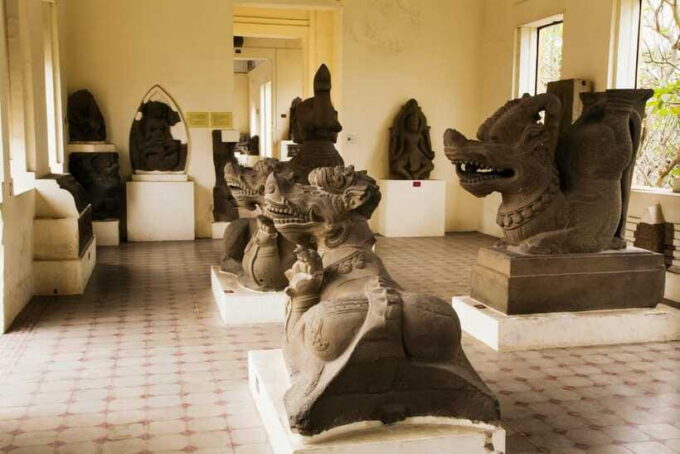 Da Nang: Guided City Tour With Museums and Bridges - Cham Museum