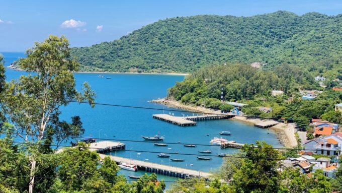 Da Nang/Hoi An: Cham Islands Snorkeling by High-Speed Boat - Traditional Vietnamese Family-Style Lunch