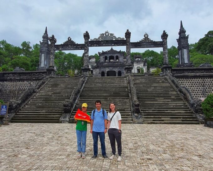 Da Nang/Hoi An: Hue Imperial City & Hai Van Pass Daily Tour - Return to Da Nang