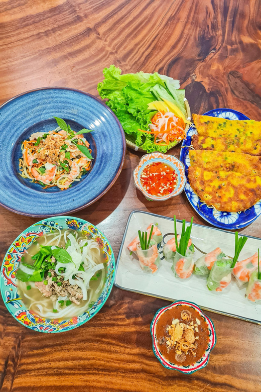 Da Nang: Home Cooking Class E-Ticket - Experience Highlights