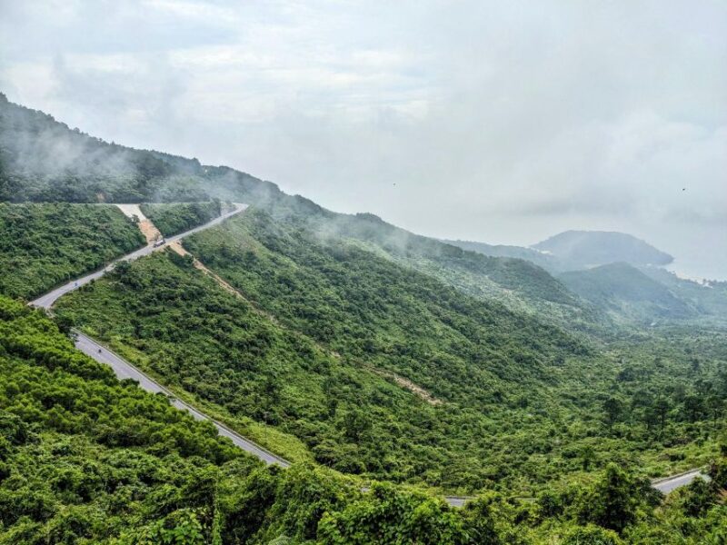 Da Nang: Hue Imperial City Tour Via HaiVan Pass Full-day Tour - Lunch in Hue