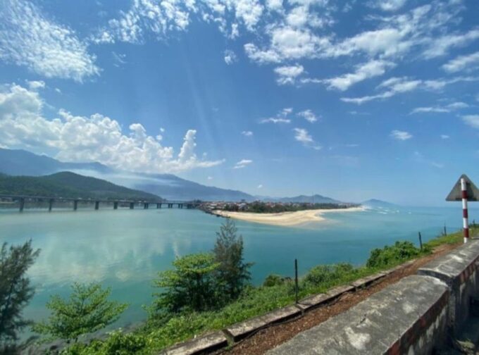 Da Nang: Hue Imperial City Tour Via HaiVan Pass Full-day Tour - Crossing the Scenic Hai Van Pass