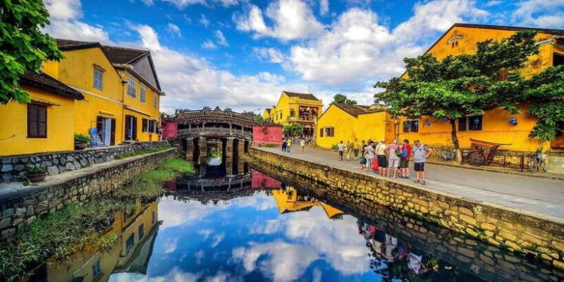 Da Nang: Linh Ung Pagoda, Marble Mountain, and Hoi An Tour - Linh Ung Bai But Pagoda