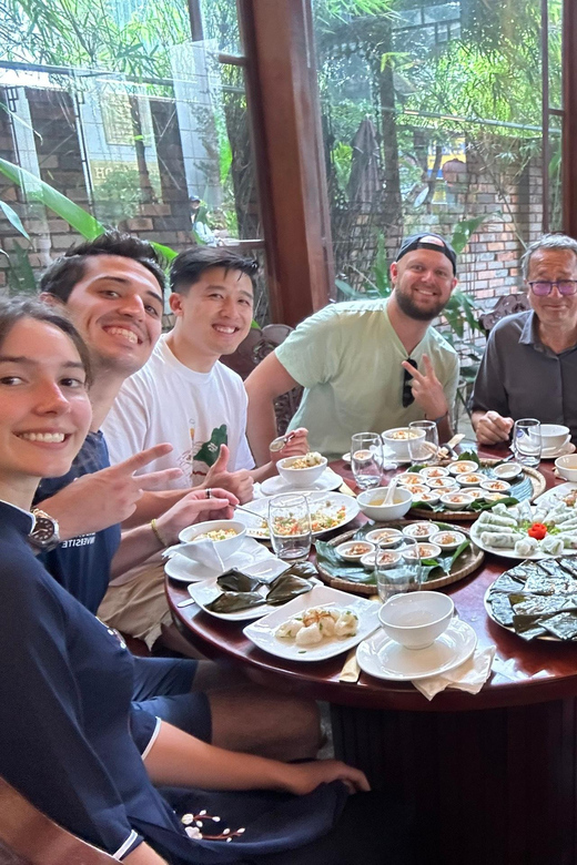 Da Nang Local Food by Motorbike + Sightseeing (SAFE & FUN) - Culinary Highlights