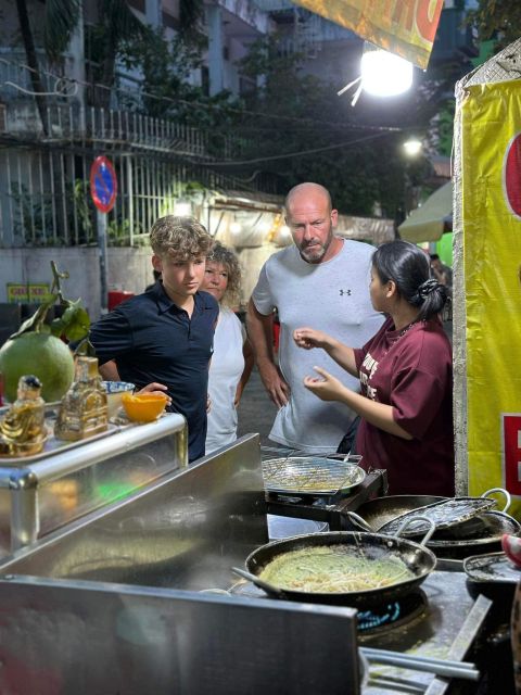 Da Nang: Local Food Private Walking Tour - Tour Description Details