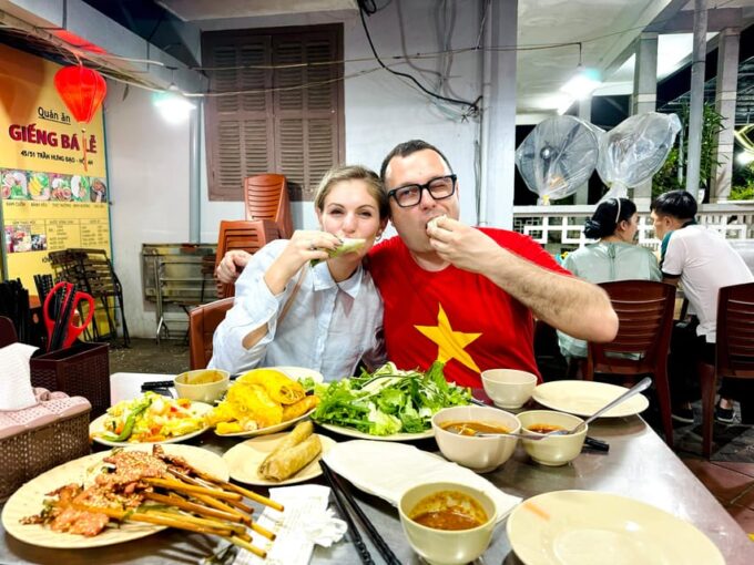 Da Nang Local Food Tour Private Tour - Booking and Payment Options