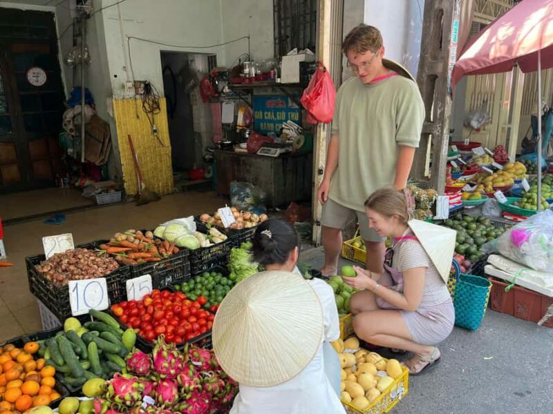 Da Nang: Making 5 Vietnamese dishes with Local Market Trip - Deep Dive into the Experience