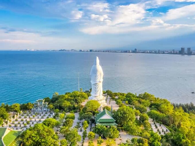 DA NANG: Marble & Monkey Mountain, Am Phu Cave Sunset Trip - Am Phu Cave Discovery