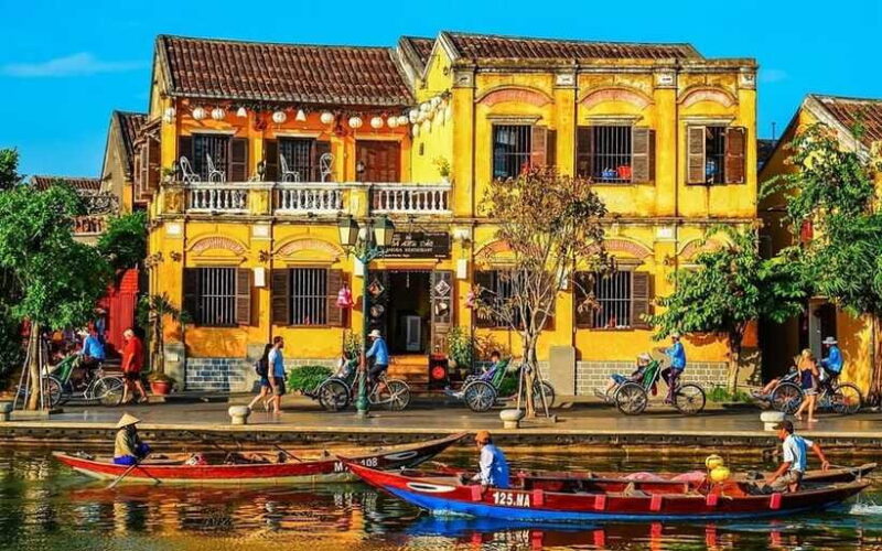 Da Nang: Marble Mountain, Basket Boat & Hoi An Old Town Tour - Hoi An Ancient Town