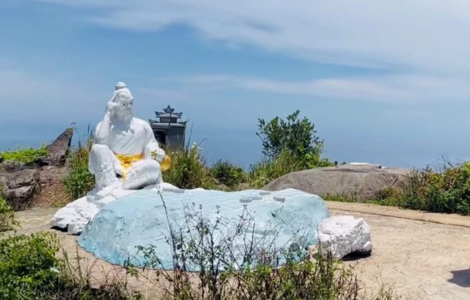DA NANG: Marble Mountain & Monkey Mountain, Am Phu Cave - Recommended Attire