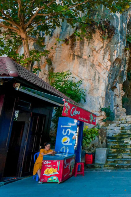 Da Nang: Marble Mountains, Monkey Mountain, and Am Phu Cave… - Visit Am Phu Cave