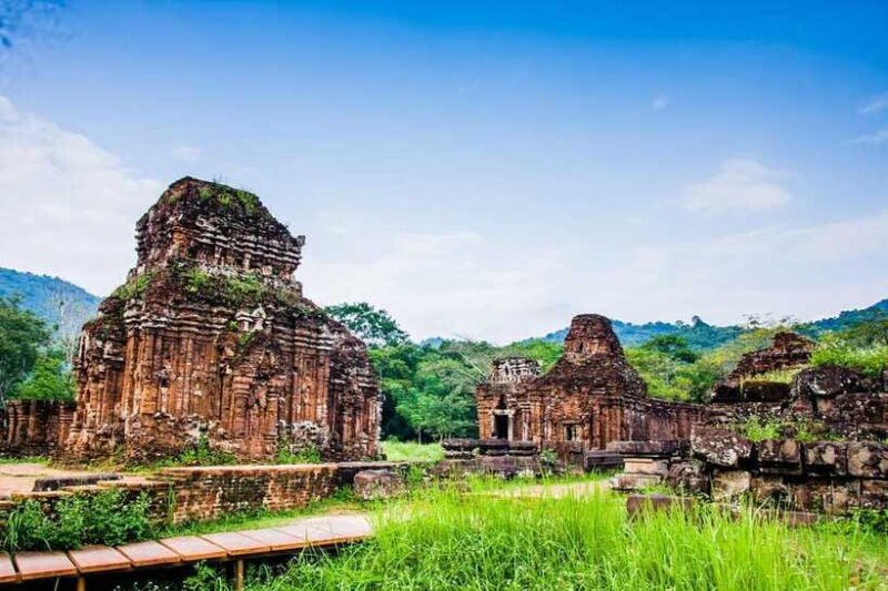 Da Nang: My Son Sanctuary Guided Tour With Lunch & Boat Ride - Lunch and River Cruise