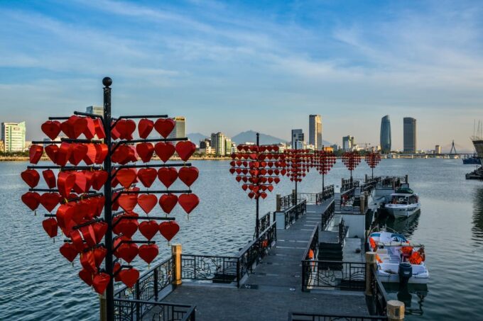 Da Nang: Night Tour With Drink at Rooftop Bar and Dinner - Architectural Highlights