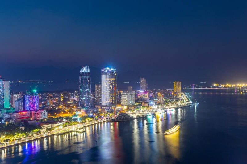 Da Nang: Night Tour With Drink at Rooftop Bar and Dinner - Itinerary Overview