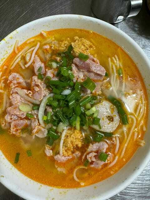 Da Nang Private Street Food Tour With Beautiful Female Guide - Preparation and Recommendations